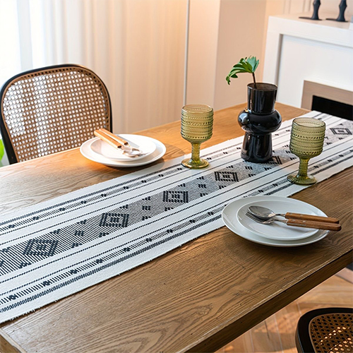 Table Runner