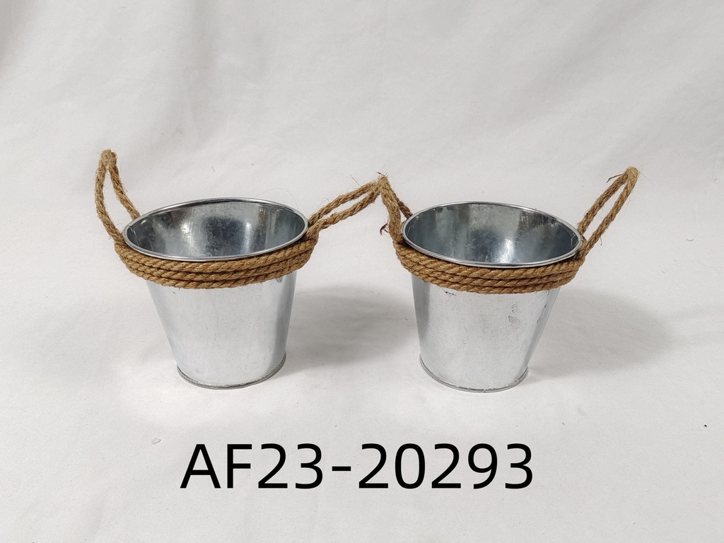 METAL BUCKET
