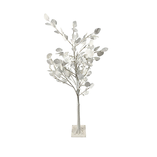 Artificial tree with lighting