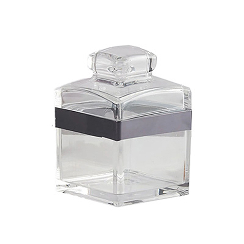 علبة بلاستيكية