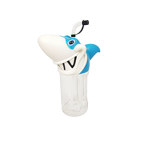 زجاجة بلاستيكية