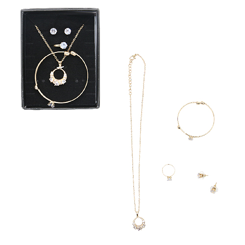 طقم إكسسوار