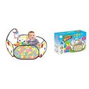 حباسة طفل مع كرات ملونة