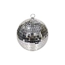 كرة زجاجية عاكسة كبيرة