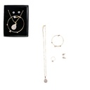 طقم إكسسوار